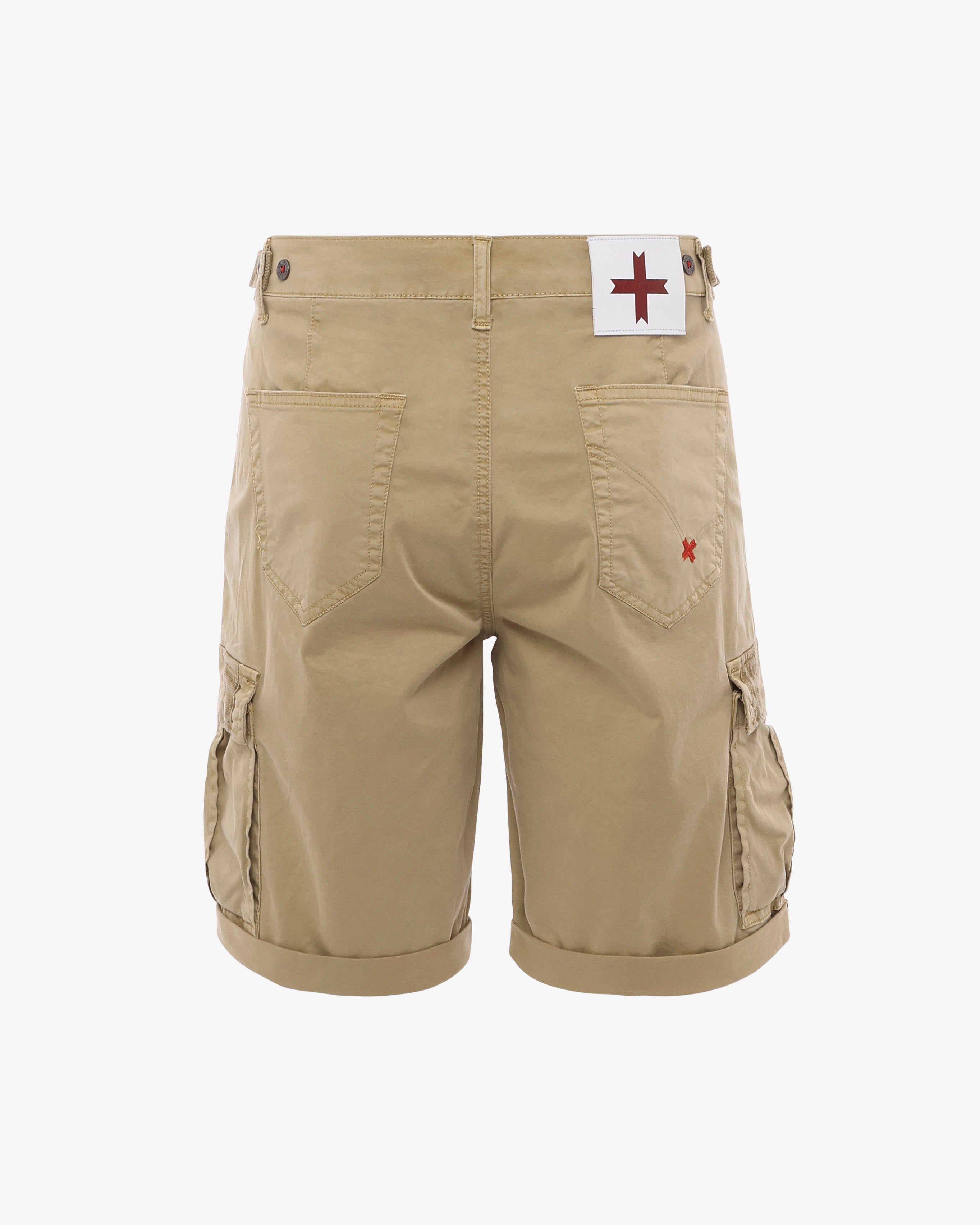 Gabardine cargo shorts 