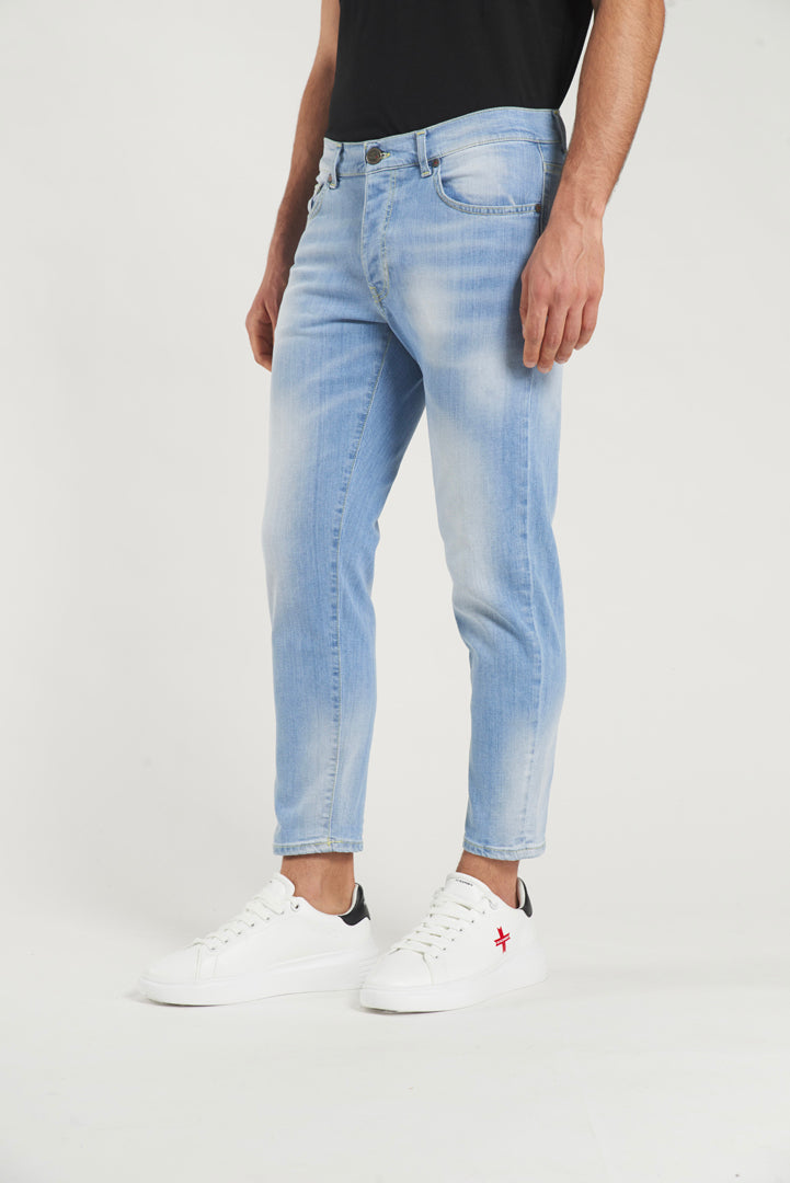 Ankle-length cropped jeans 